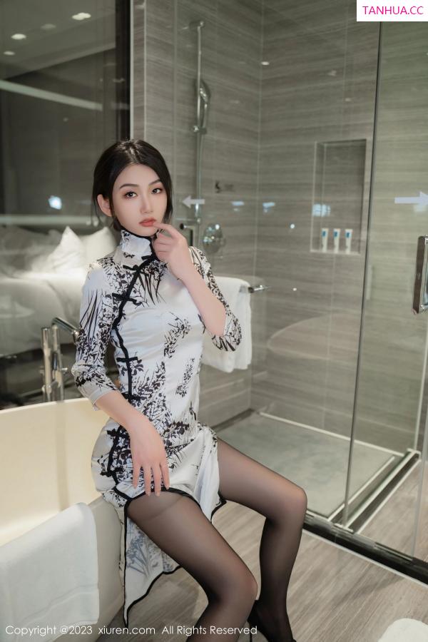   [XiuRen]高清写真图 2023.05.04 No.6668 李佳芮Cherie 旗袍美腿第8张图片